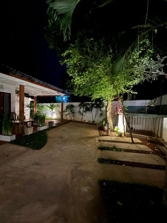 Jungle Villa Ahangama Exterior photo